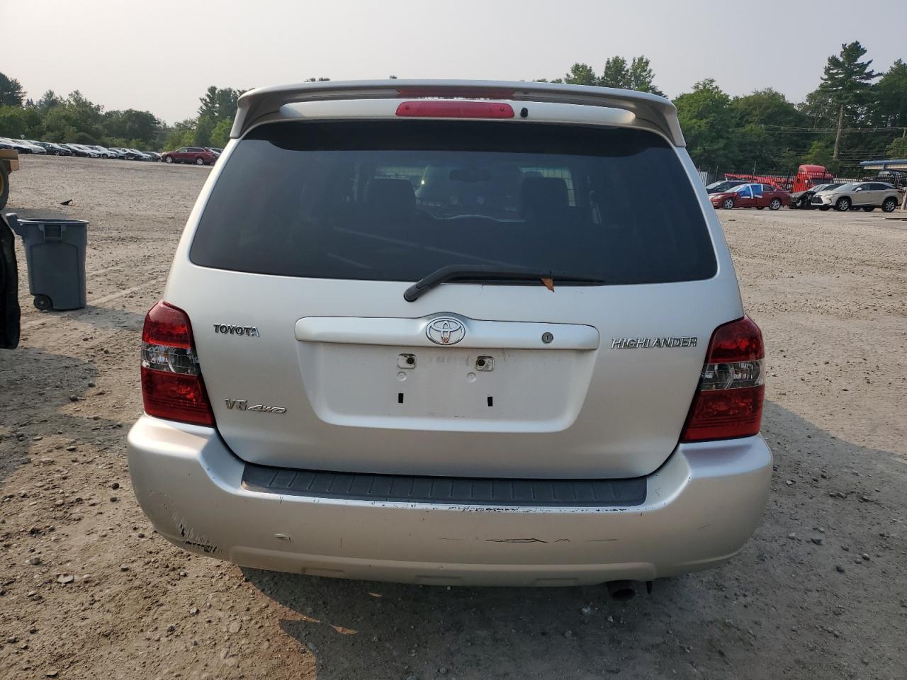 2005 Toyota Highlander Limited - Image 6