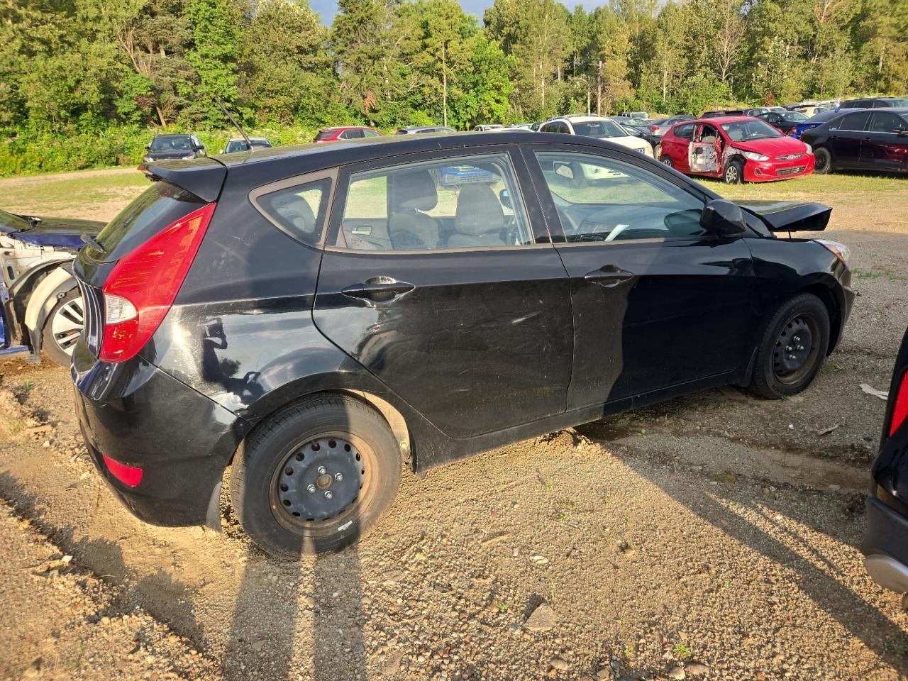 2017 Hyundai Accent Se - Фото 3