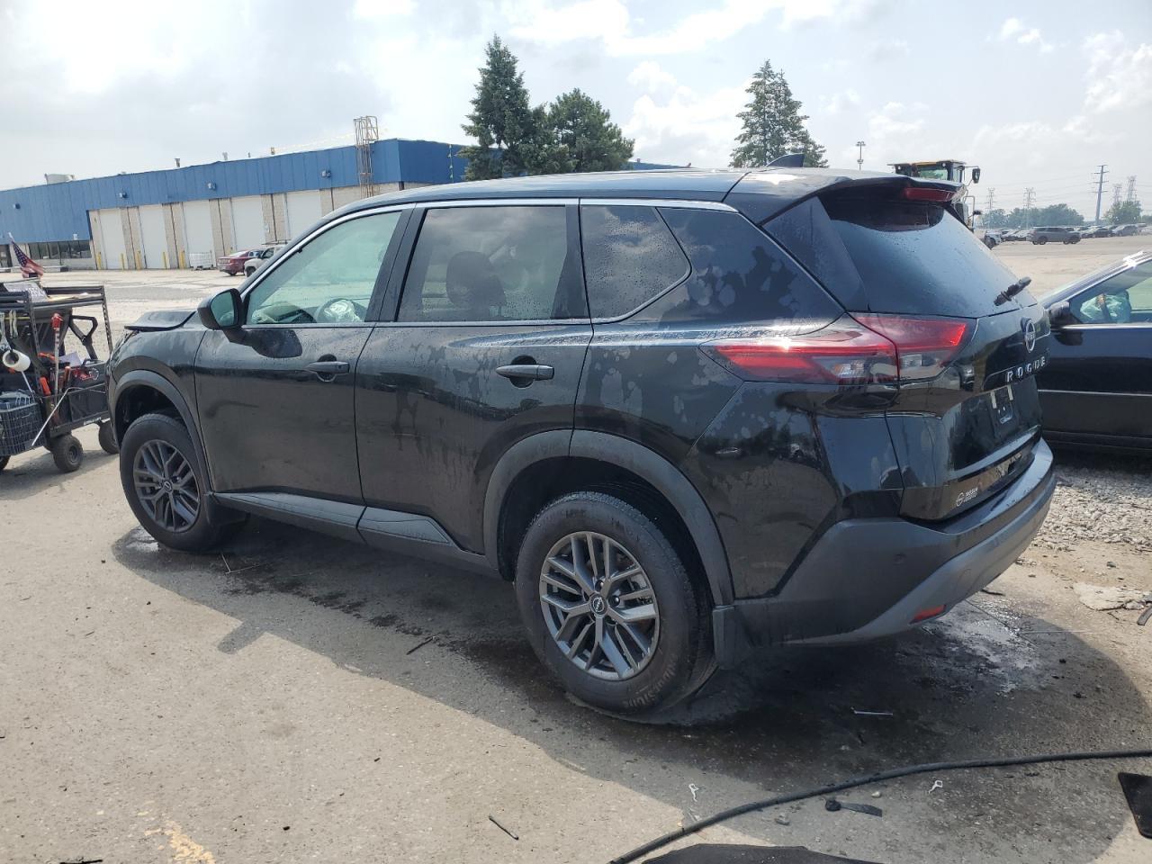 2023 Nissan Rogue S - Фото 2