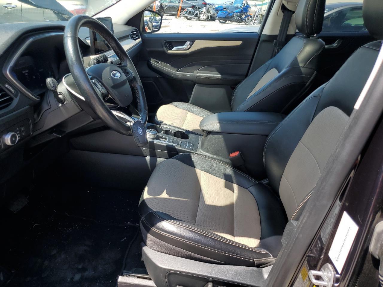 2021 Ford Escape Titanium - Фото 7