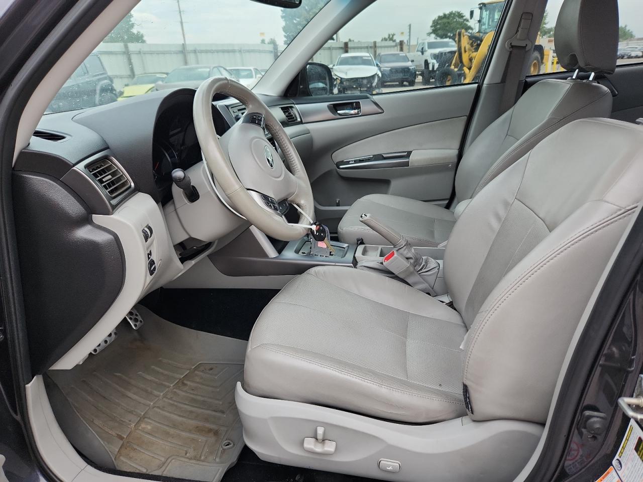 2013 Subaru Forester Touring - Фото 7