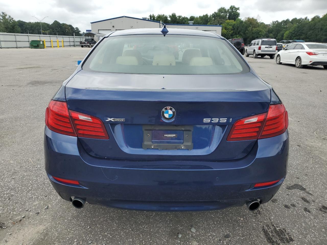 2016 BMW 535 Xi - Image 6