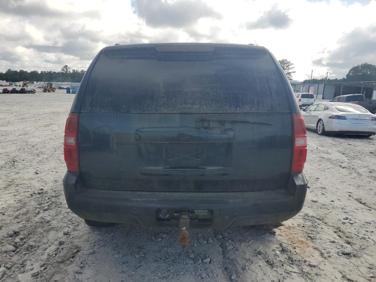 2007 Chevrolet Tahoe C1500 - Image 6