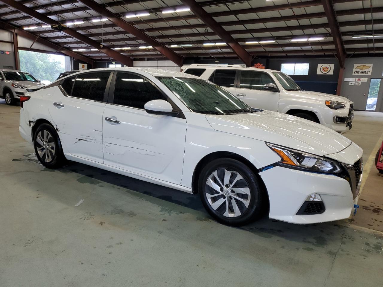 2020 Nissan Altima S - Фото 4