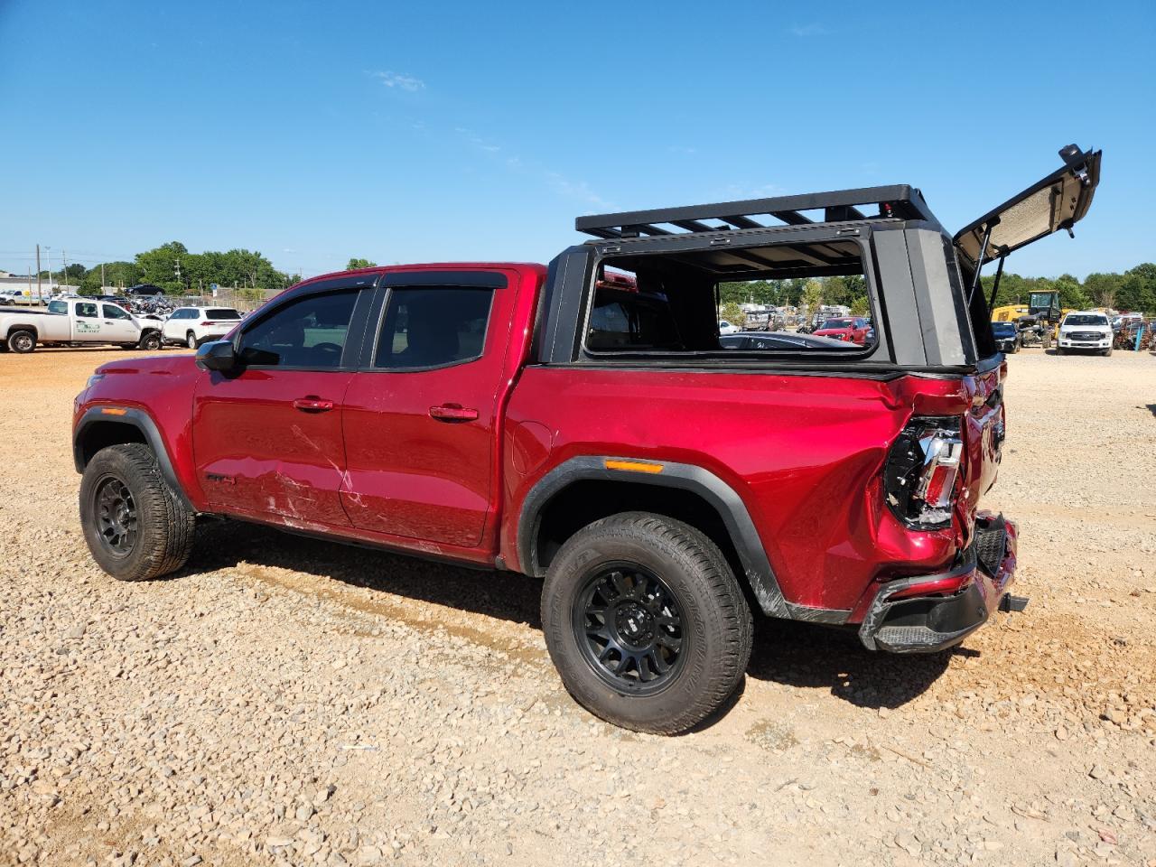 2024 GMC Canyon At4 - Фото 2