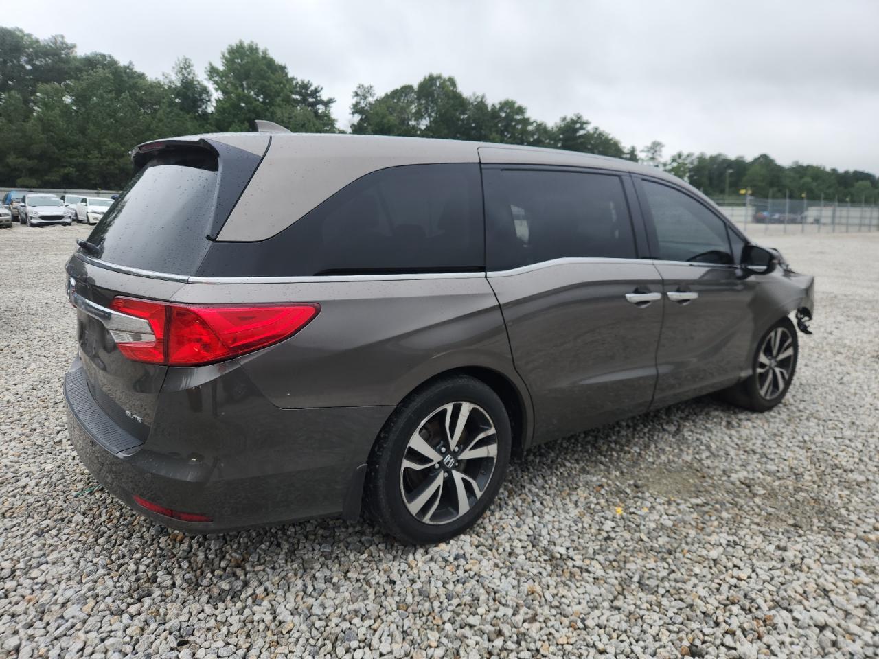 2018 Honda Odyssey Elite - Image 3