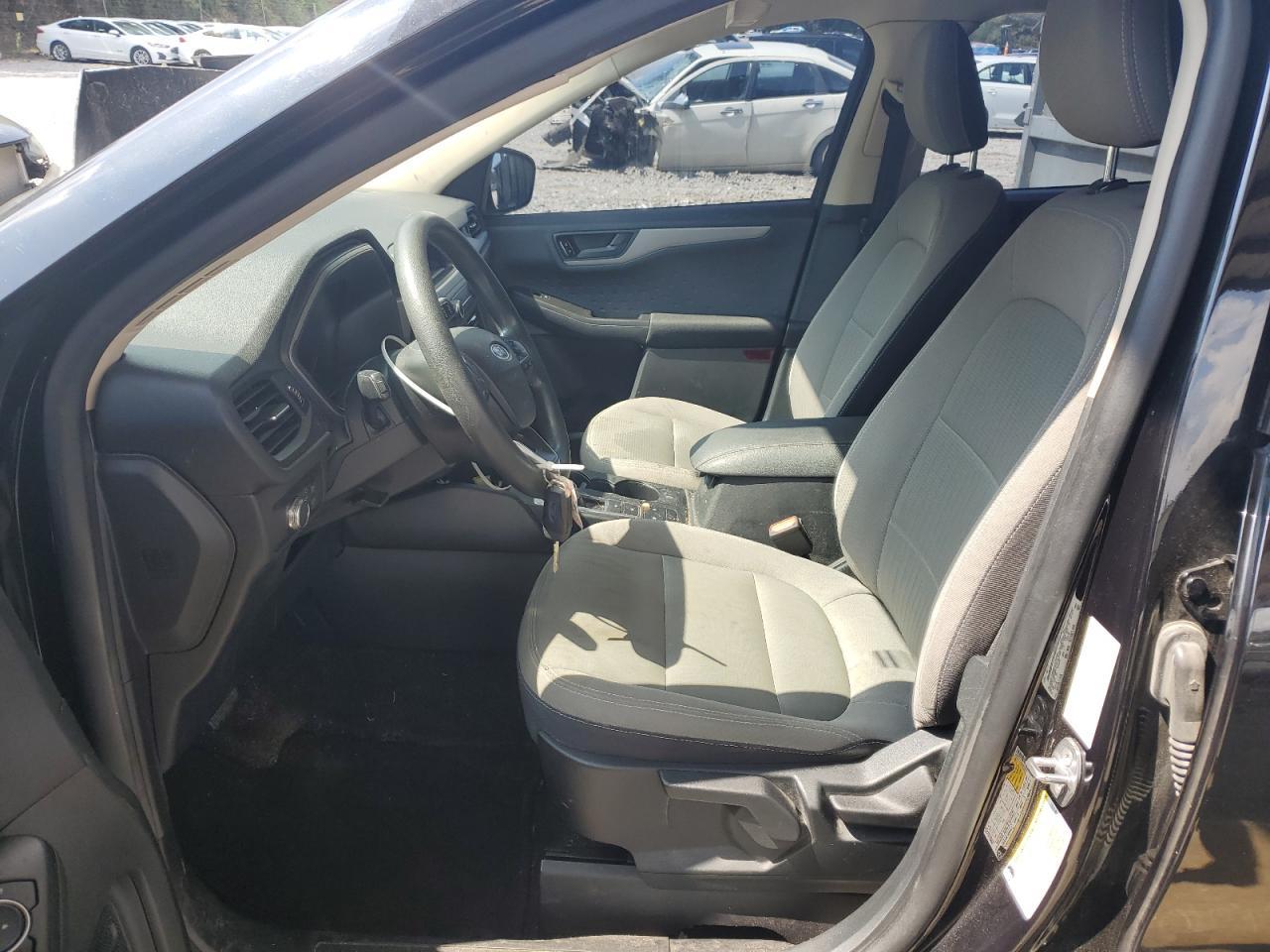 2020 Ford Escape S - Image 7