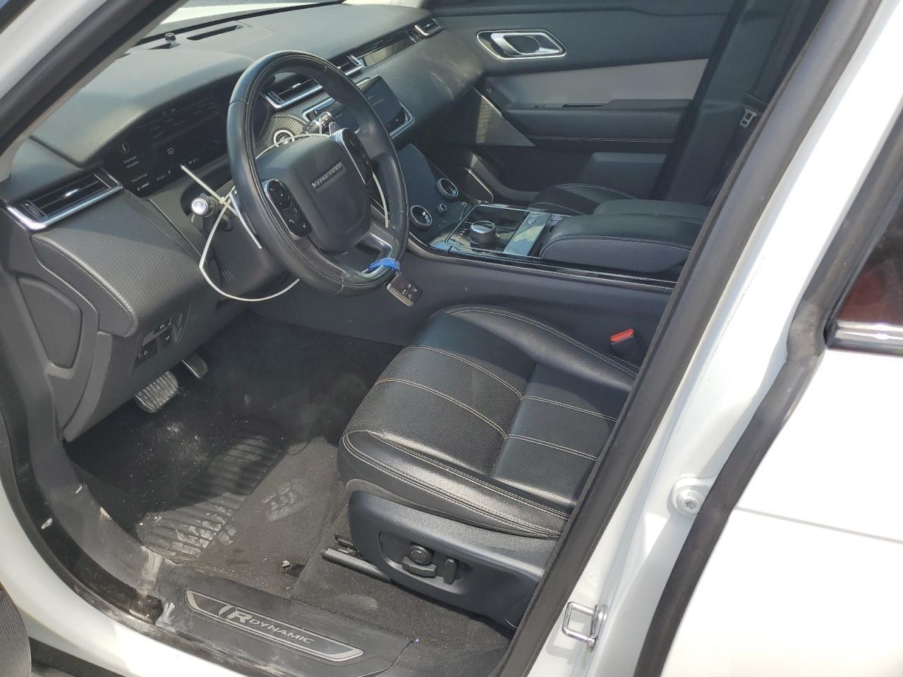 2020 Land Rover Range Rover Velar R-Dynamic S - Image 7