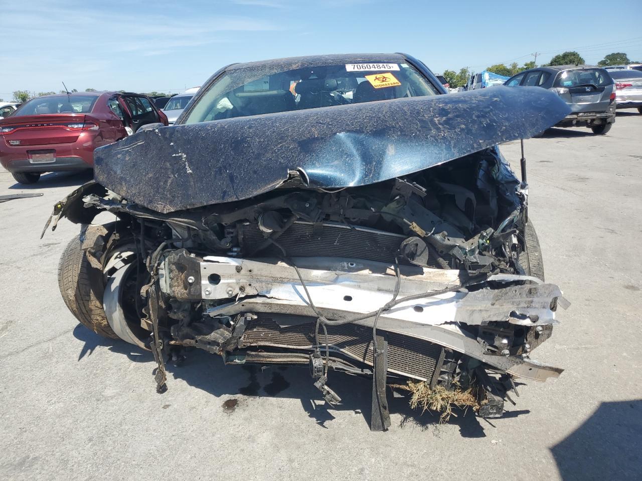 2020 Toyota Camry Se - Фото 5