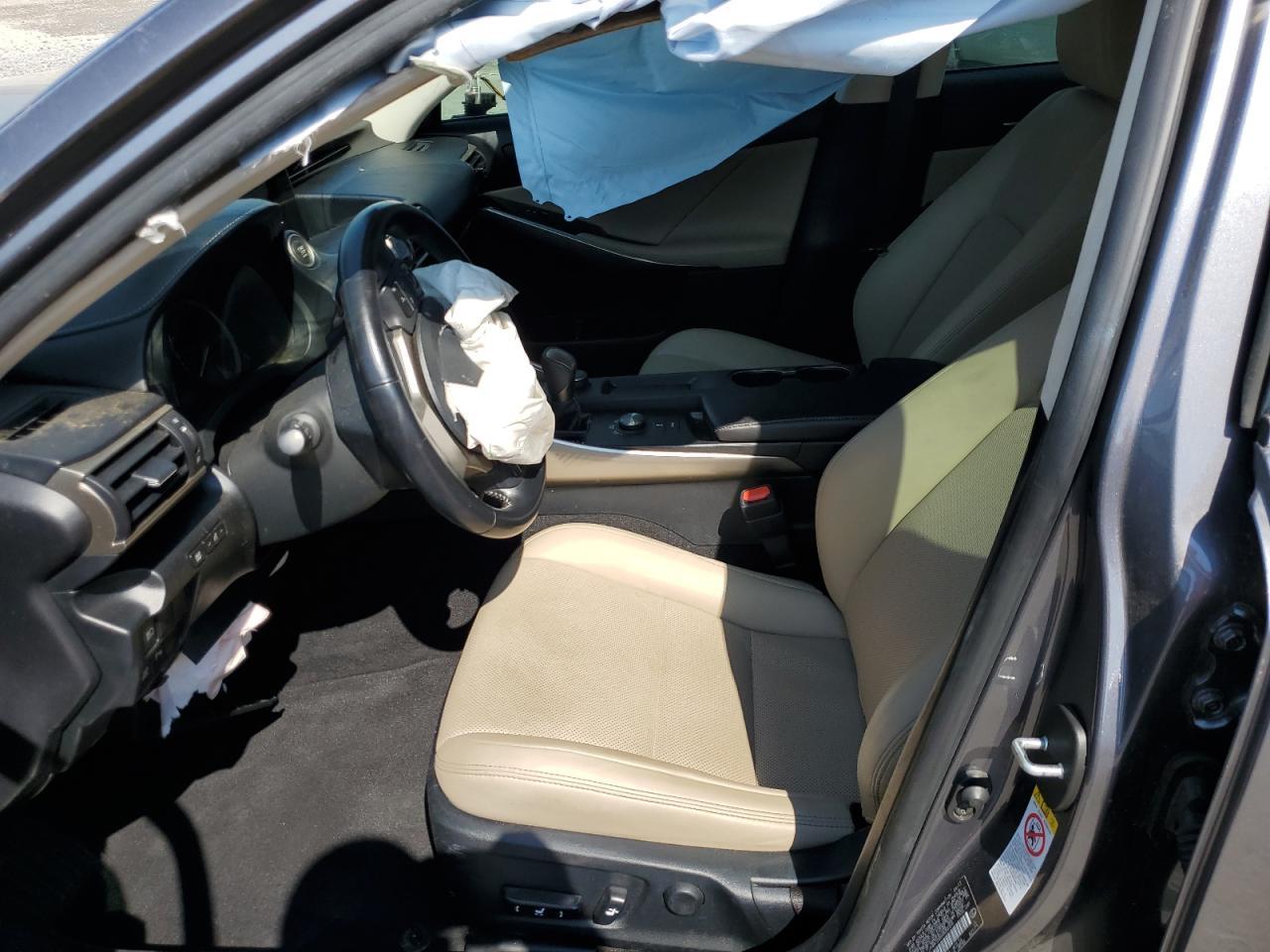 2017 Lexus Is 200T - Фото 7