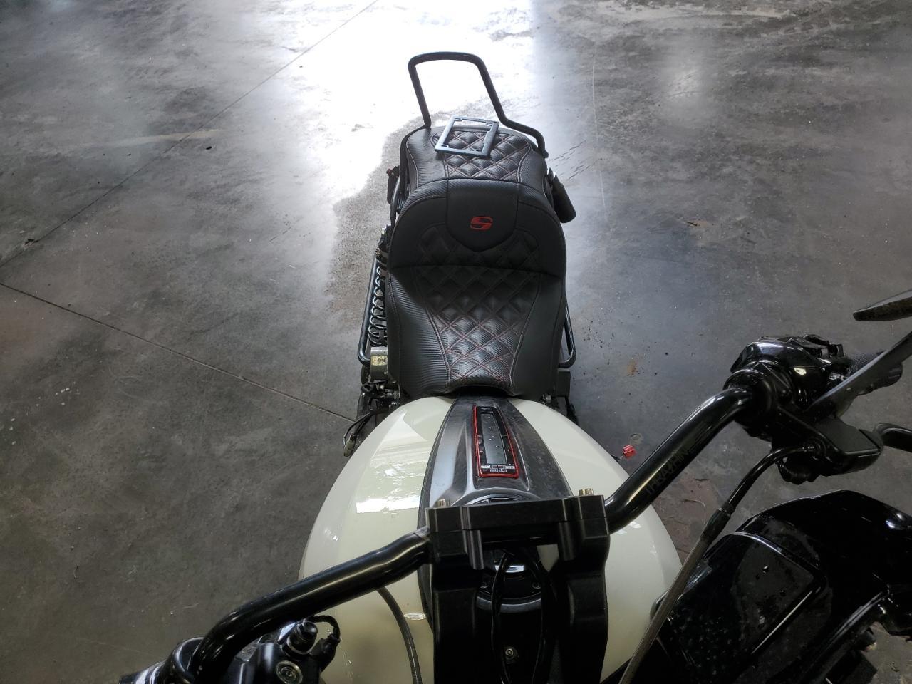 2024 Harley-Davidson Fltrxstse - Image 5