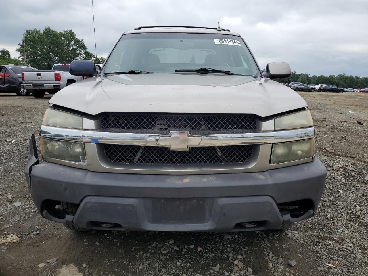 2003 Chevrolet Avalanche K1500 - Image 5
