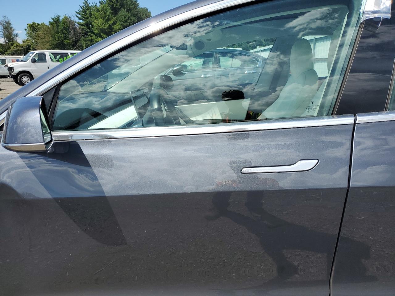 2019 Tesla Model 3 - Image 7