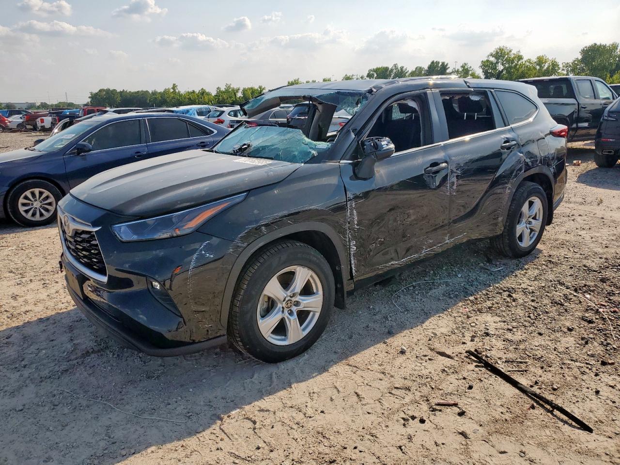 2023 Toyota Highlander Hybrid Le