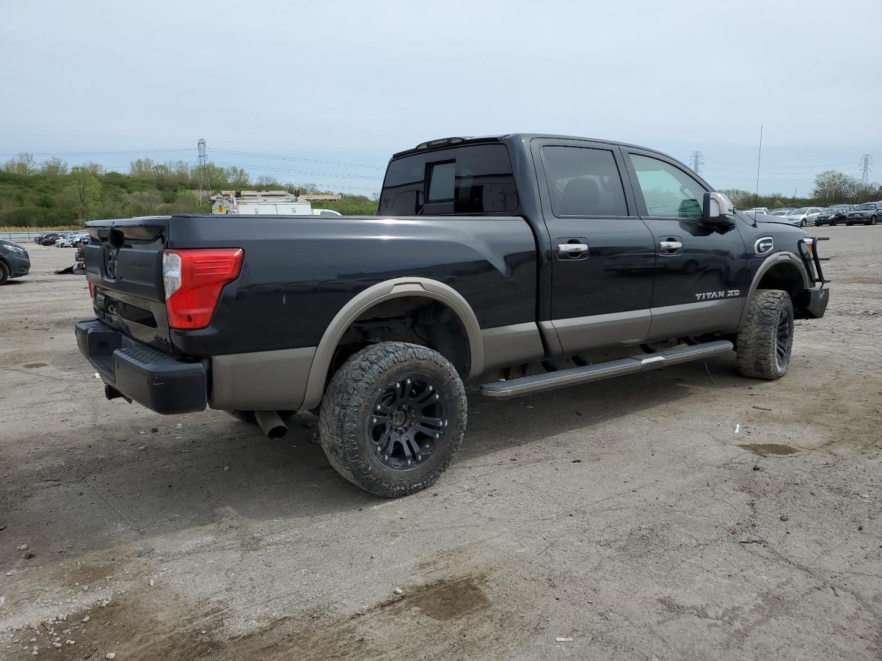 2016 Nissan Titan Xd Platinum Reserve Diesel - Фото 3