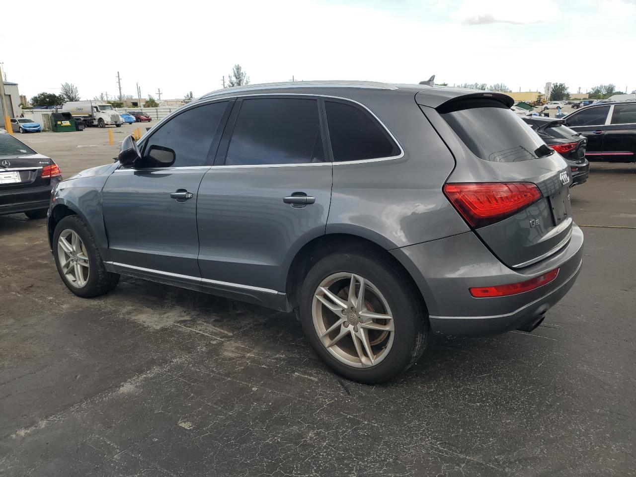 2016 Audi Q5 Premium Plus - Фото 2