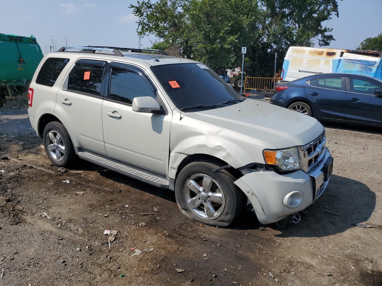 2009 Ford Escape Limited - Image 4