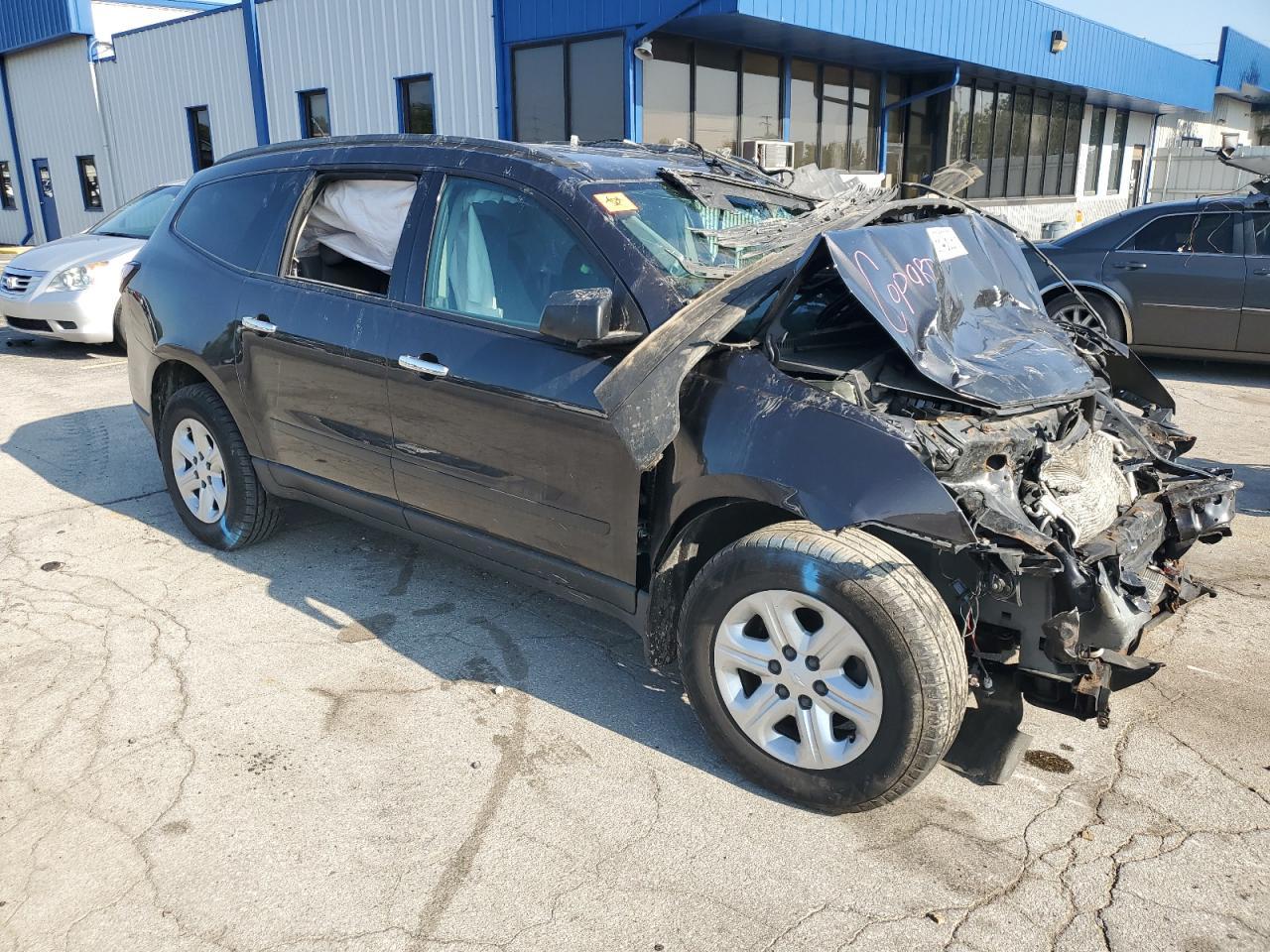 2015 Chevrolet Traverse Ls - Фото 4