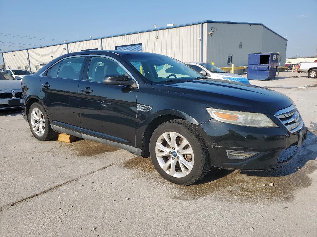 2011 Ford Taurus Sel - Image 4