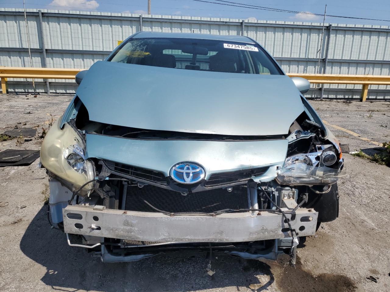 2013 Toyota Prius - Image 5