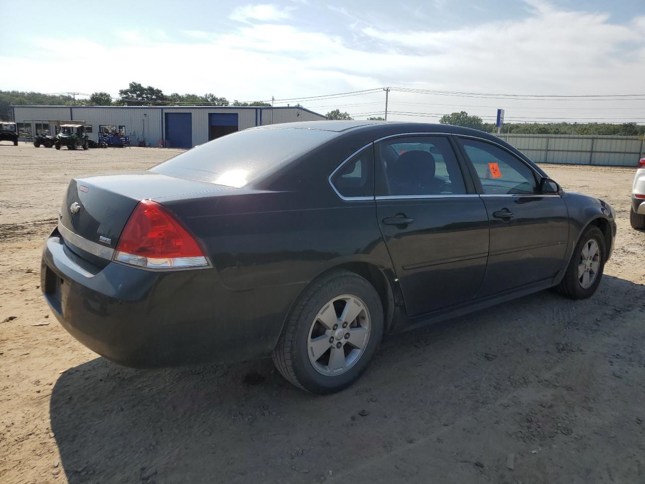 2011 Chevrolet Impala Lt - Image 3
