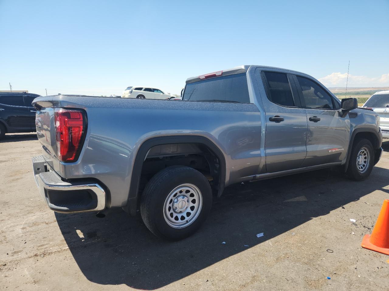 2021 GMC Sierra C1500 - Фото 3