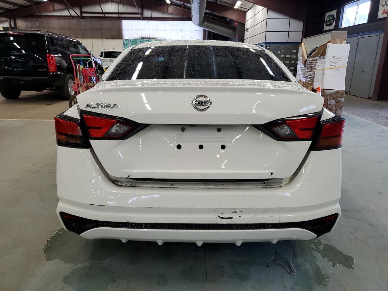 2020 Nissan Altima S - Фото 6