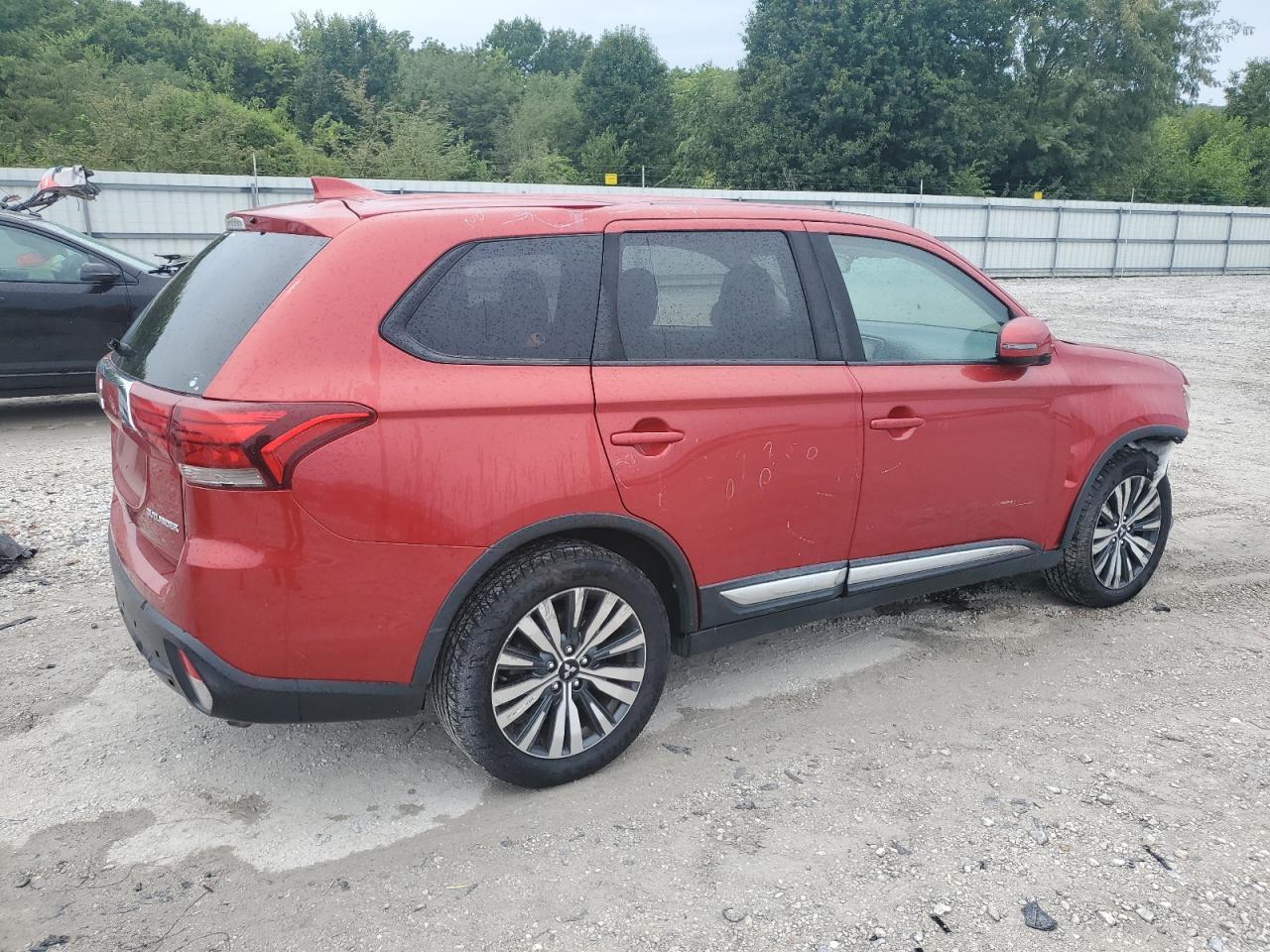 2019 Mitsubishi Outlander Se - Фото 3