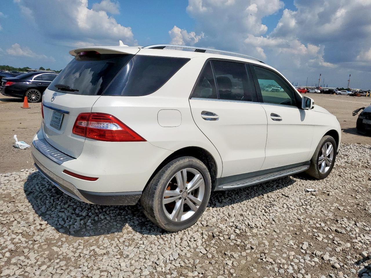 2015 Mercedes-Benz Ml 350 - Фото 3