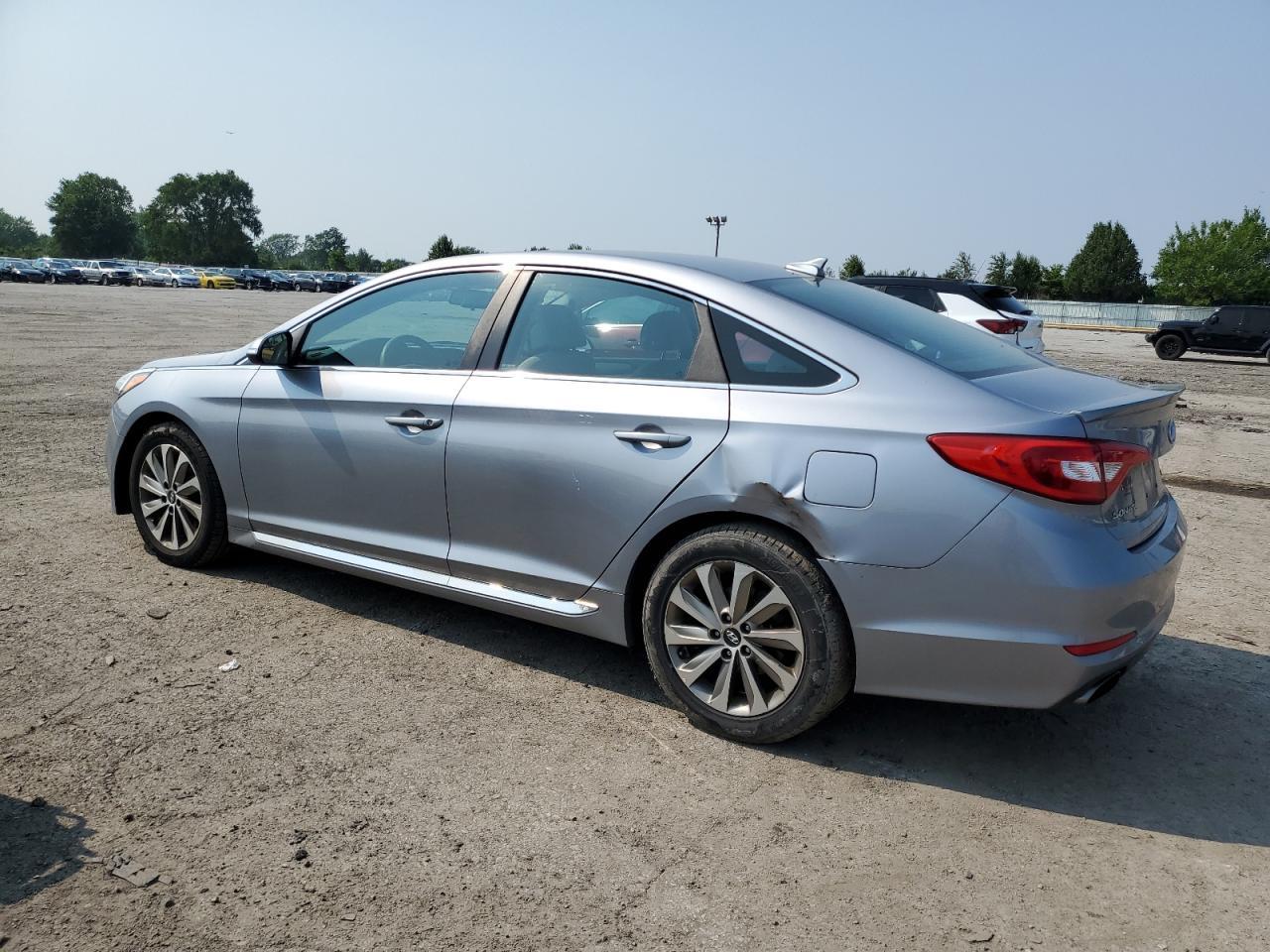 2016 Hyundai Sonata Sport - Image 2
