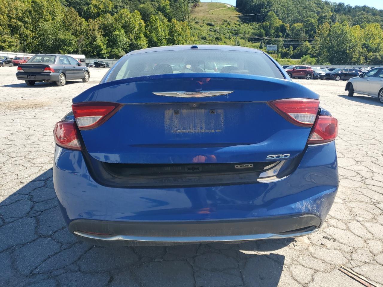 2015 Chrysler 200 Limited - Image 6