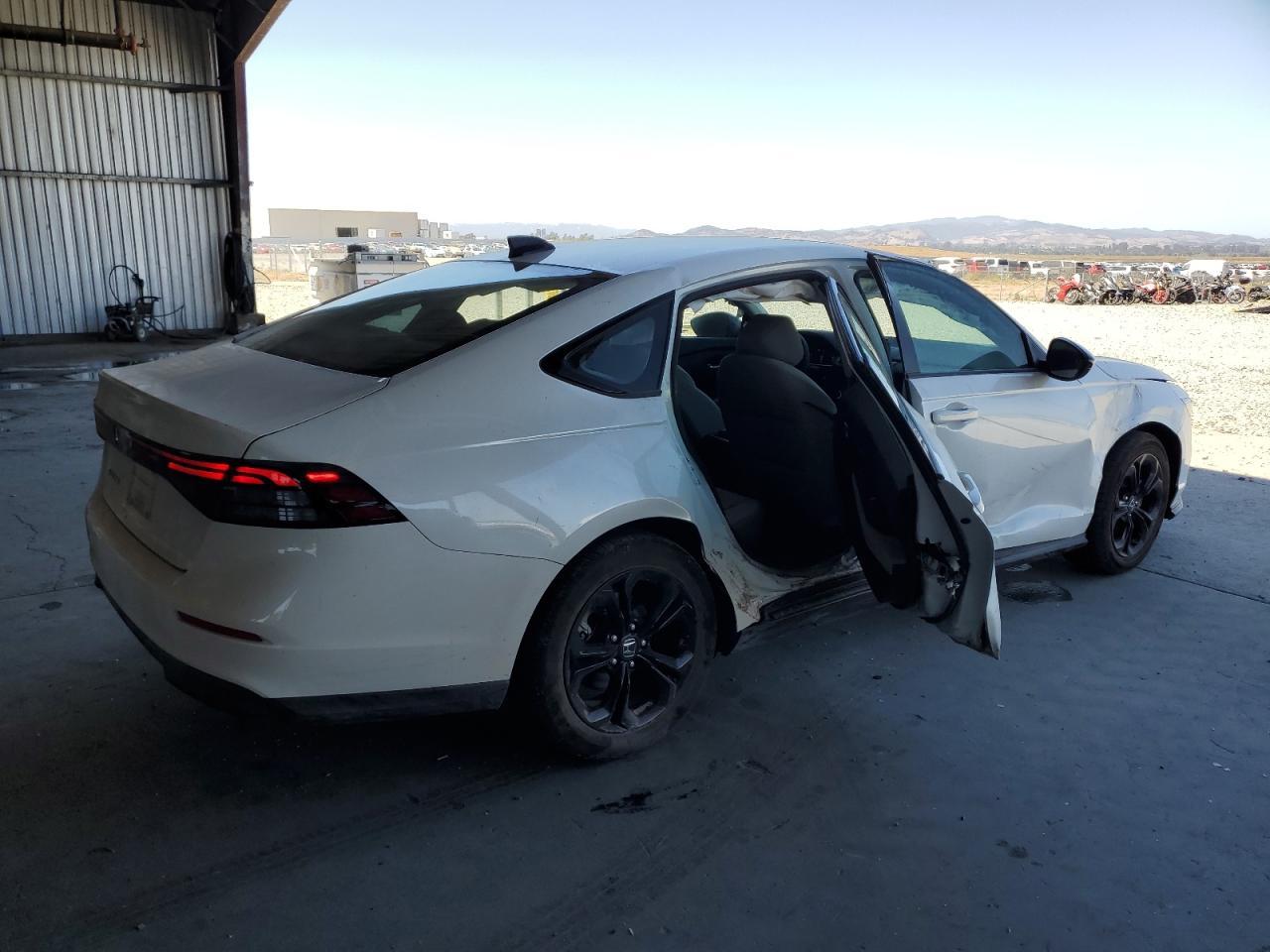 2025 Honda Accord Se - Фото 3