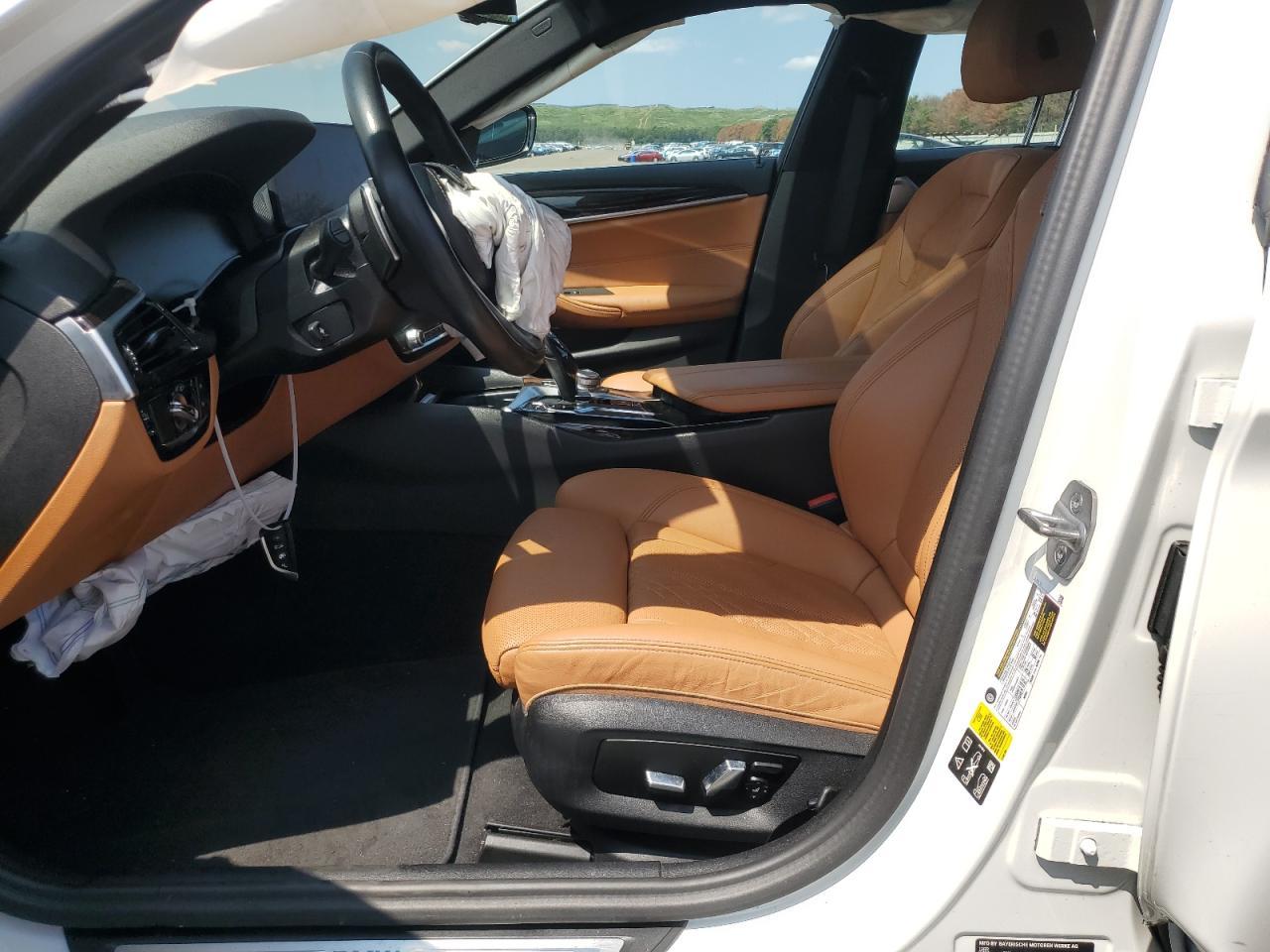 2023 BMW 530 Xi - Image 7