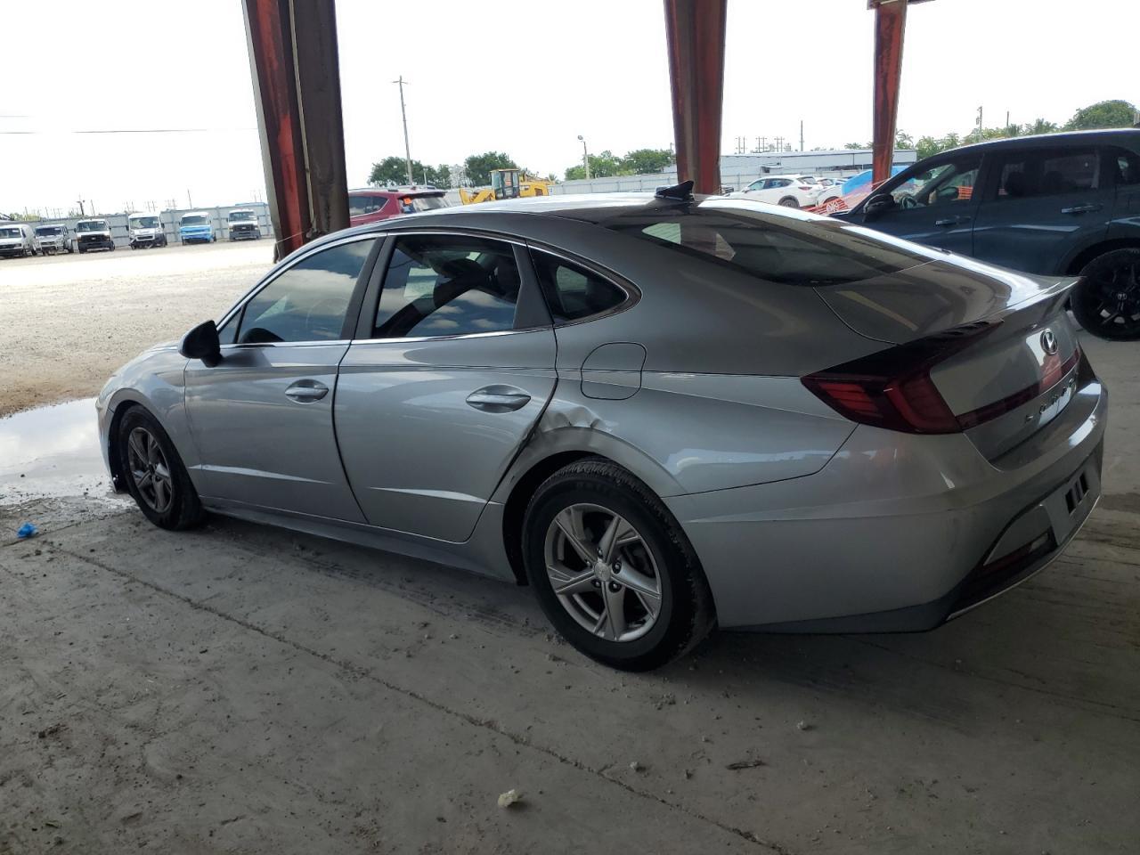 2020 Hyundai Sonata Se - Image 2