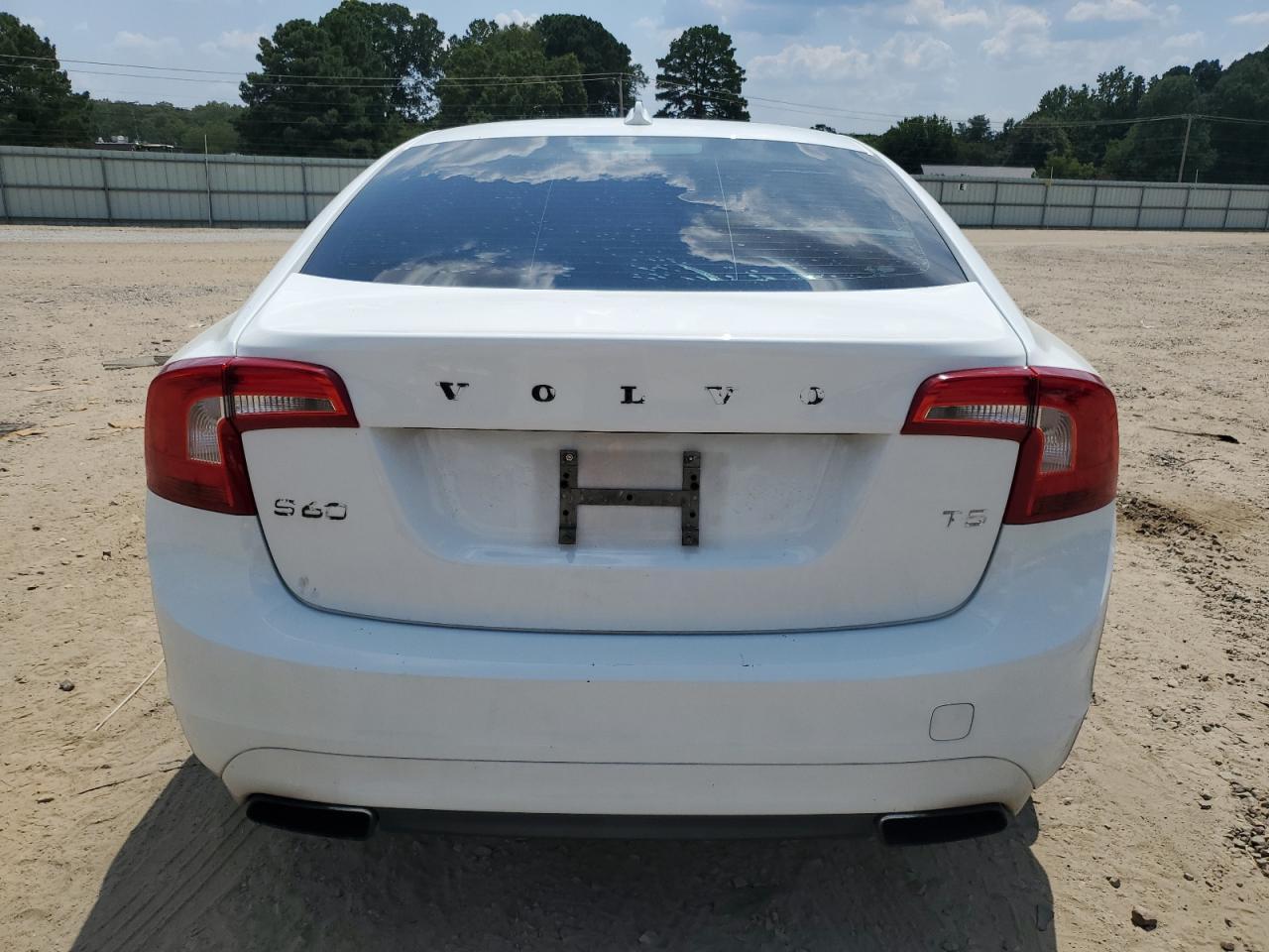 2015 Volvo S60 Premier - Фото 6