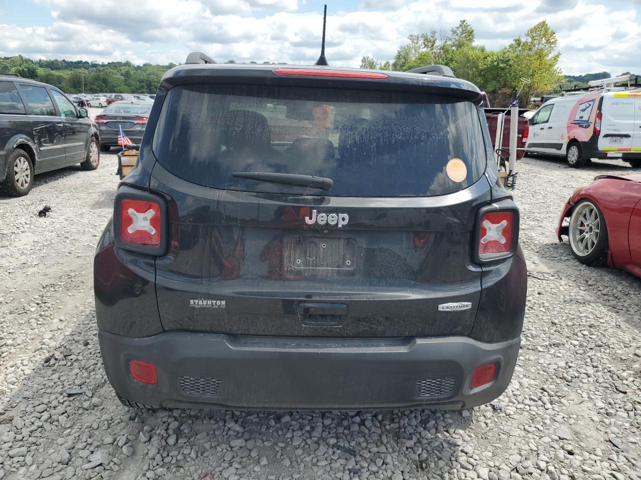 2020 Jeep Renegade Latitude - Image 6
