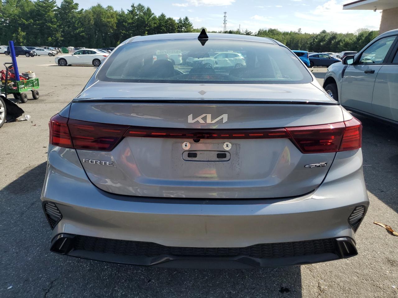 2023 Kia Forte Gt Line - Image 6