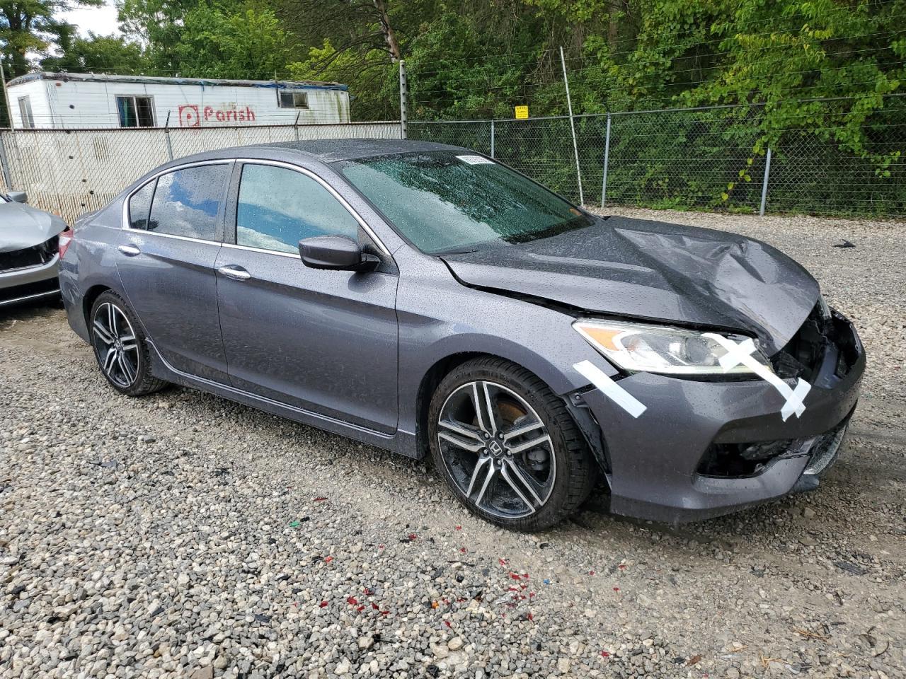 2017 Hond Accord Spo - Image 4