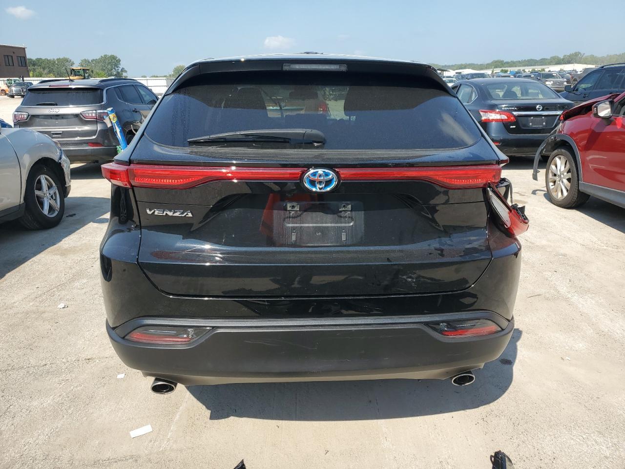 2023 Toyota Venza Le - Фото 6