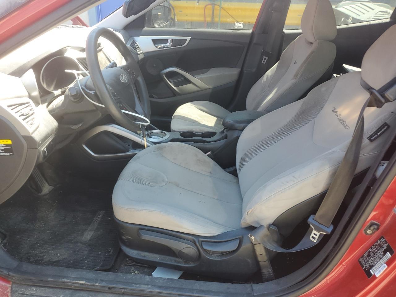 2012 Hyundai Veloster - Фото 7