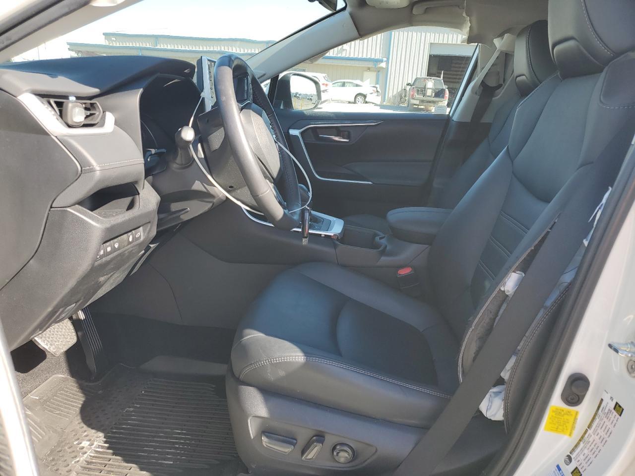 2022 Toyota Rav4 Xle Premium - Фото 7