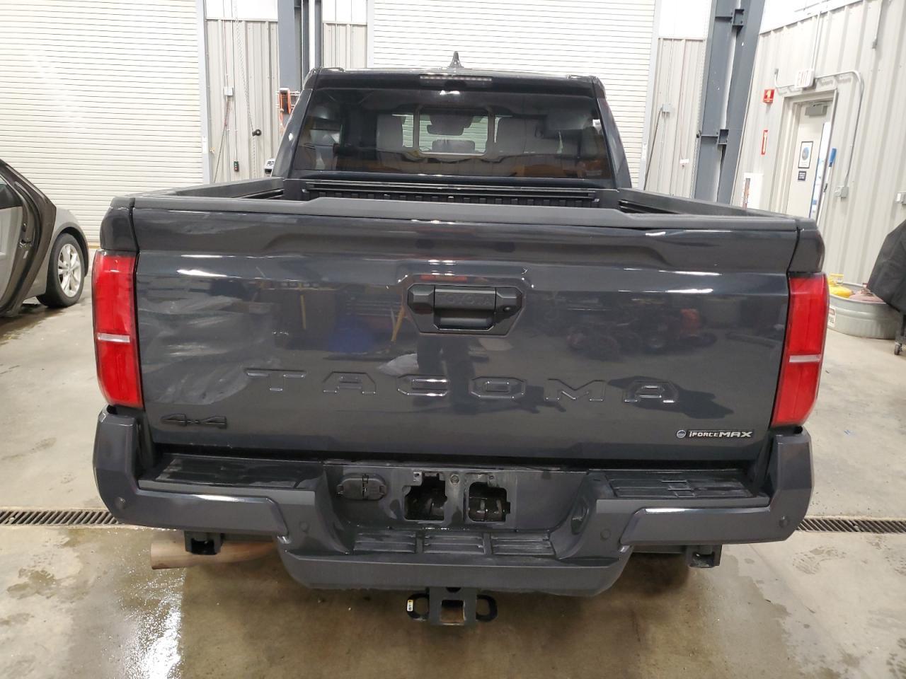 2024 Toyota Tacoma Double Cab - Фото 6