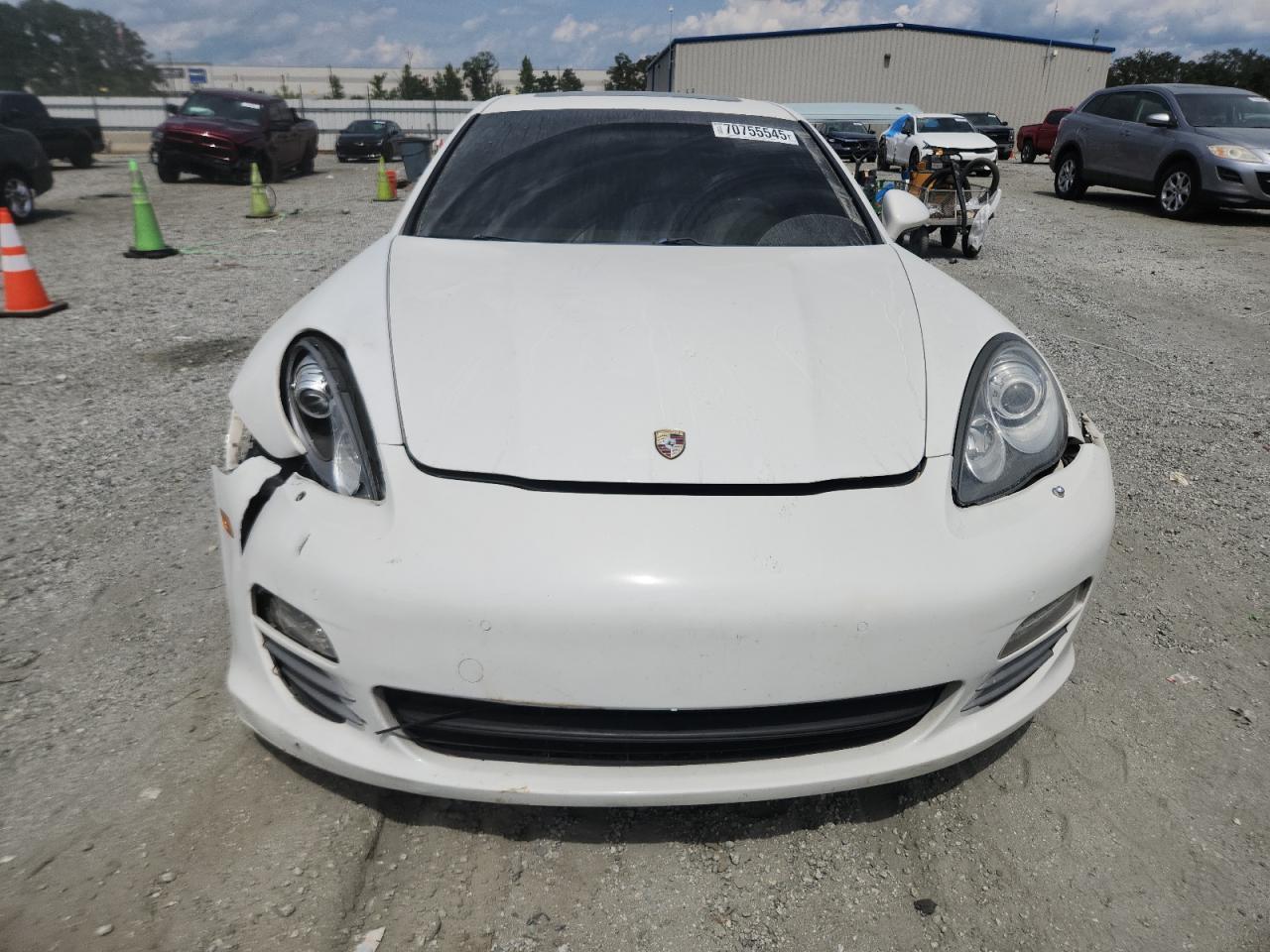 2012 Porsche Panamera 2 - Image 5