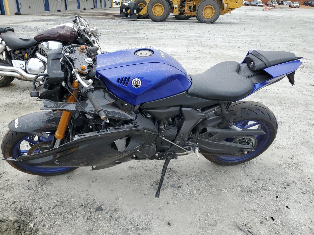 2025 Yamaha Yzfr7 - Фото 3