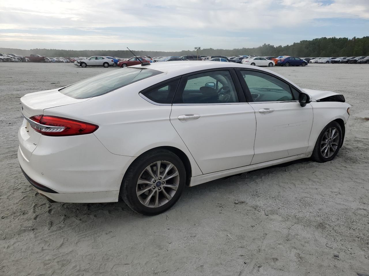 2017 Ford Fusion Se - Фото 3