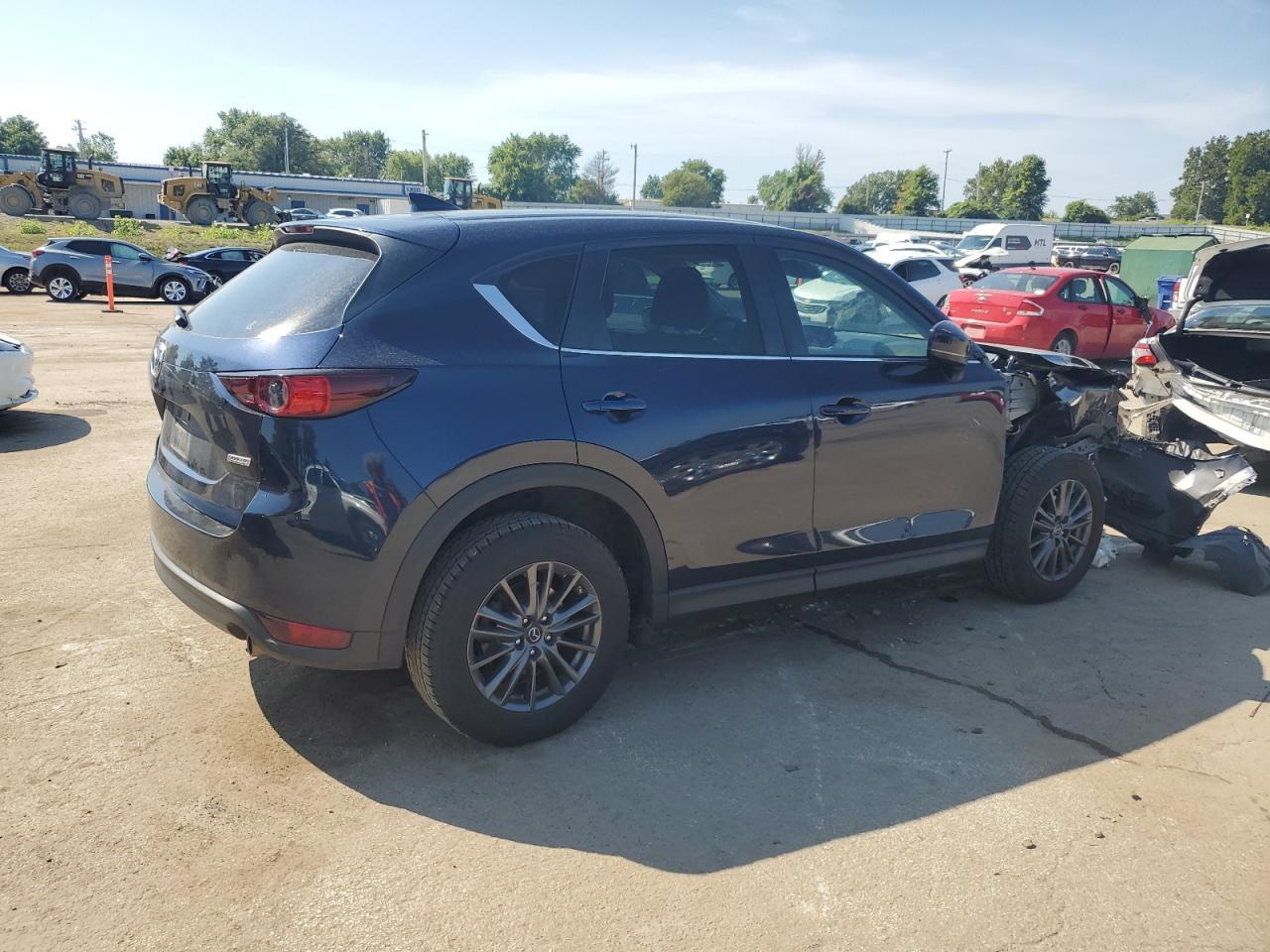 2019 Mazda Cx-5 Touring - Image 3