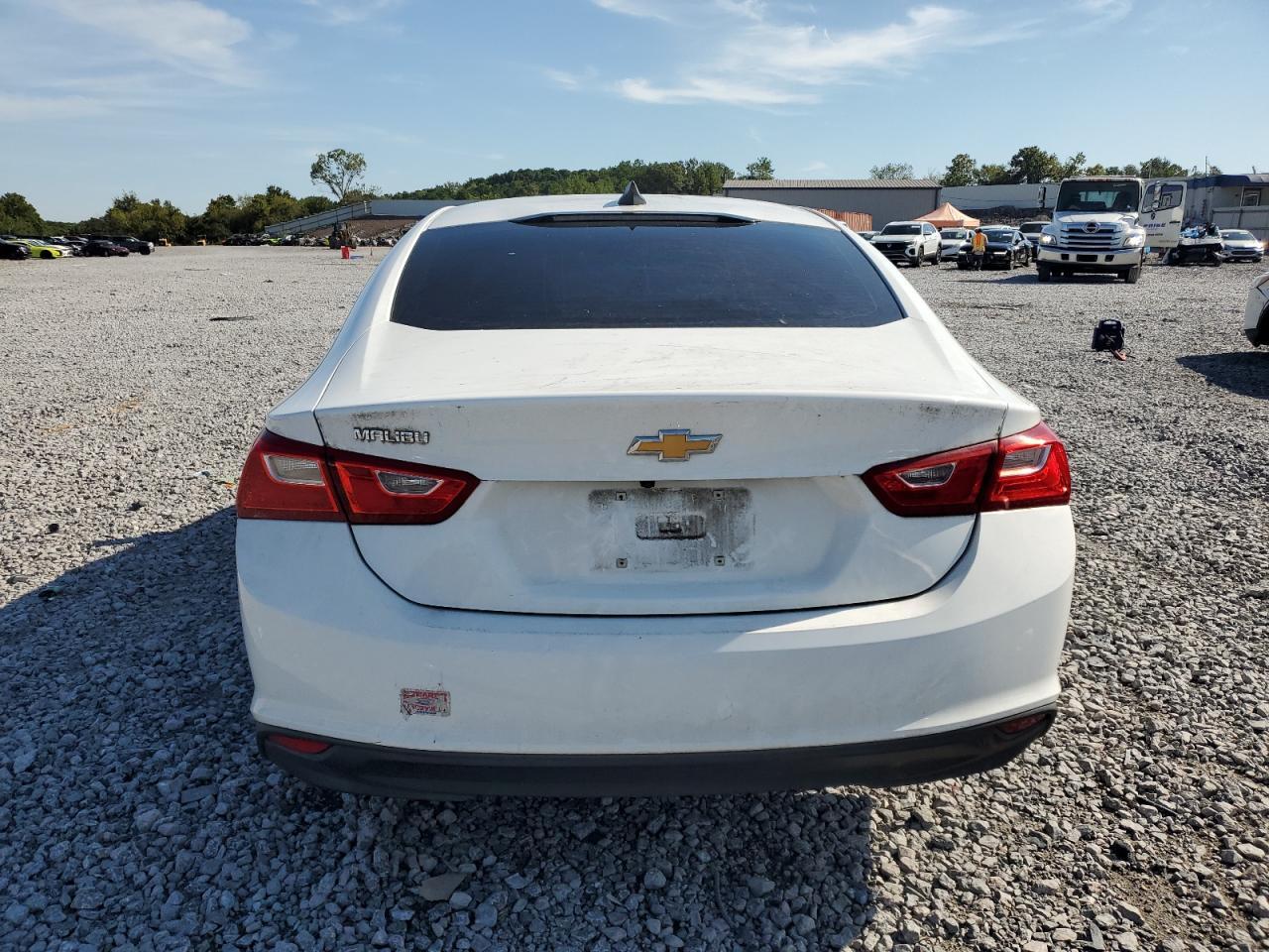 2021 Chevrolet Malibu Ls - Фото 6