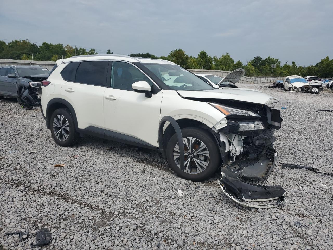 2023 Nissan Rogue Sv - Image 4