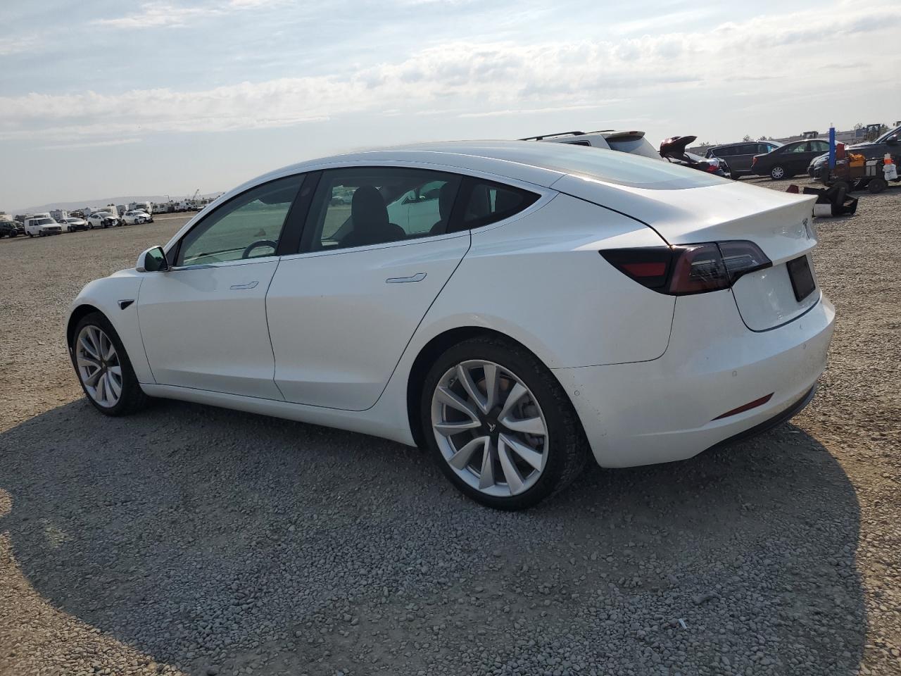 2019 Tesla Model 3 - Image 2