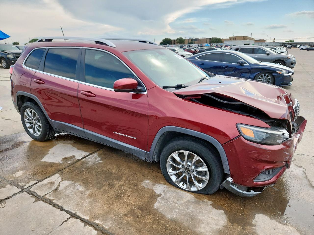 2019 Jeep Cherokee Latitude Plus - Image 4